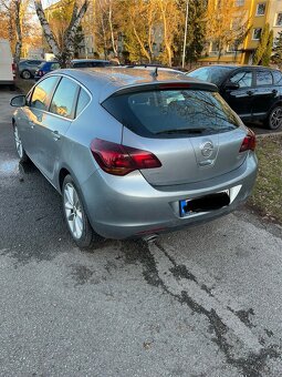 Opel Astra J 2.0 Cdti 118kw (2010) - 2