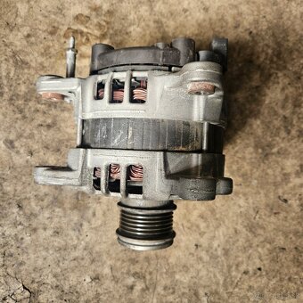 Alternator 04L 903 024T - 2