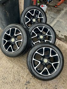 R17 5x120 - 2