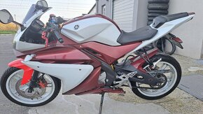 Yamaha yzf r125 - 2