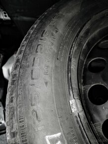 Zimne Nokian wr03 185/65 R 15 - 2