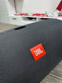 Predám kryt na reproduktor JBL Boombox 1 - 2