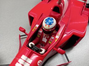 F1 FERRARI F310B MICHAEL SCHUMACHER MINICHAMPS 1:18 - 2