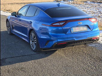 Kia STINGER 2,2CRDI 4x4 r.v. 2018 - 2