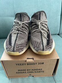 YEEZY 350 ZYON - 2