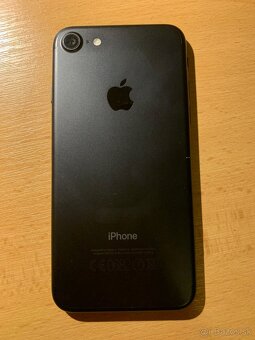 Apple iPhone 7 Space Gray 32 GB - 2