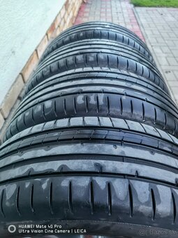 215x55R17 98W XL Dunlop Sportmaxx RT2 - 2