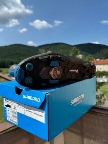 tretry Shimano XC7 - 2