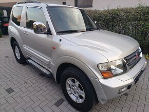 Mitsubishi Pajero 3.2 DI-D GLS automat - 2