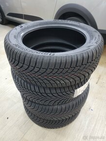 predam zimne pneumatiky Bridgestone BLIZZAK LM005 205/55 R17 - 2