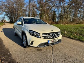 Mercedes-Benz GLA 180d A/T 2017 - 2