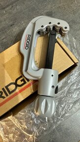 RIDGID REZÁK NA NEREZ A UHLÍKOVÚ OCEĽ DO 65 MM (MODEL 65S) - 2