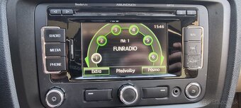 Predam Orginal SKODA AMUNDSEN/Rns310 autoradio s pin kodou - 2