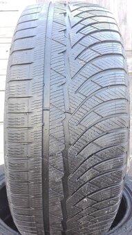 Predám 4 jazdené zimné Michelin Pilot 235/55 R18 - 2