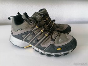 ADIDAS TERREX LOW GTX K Pôv.cena: 69,90EUR Tenisky - 2