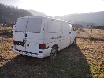 VW T4 Transporter 4x4 2.5tdi 75kW syncro long - 2