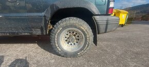 Pajero pneumatiky 235/75R15 + elektrony - 2