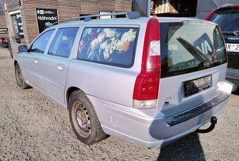 Volvo V70II facelift 2,4 BIFUEL 103KW - Náhradní díly - 2