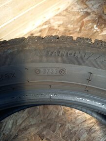 Zimné pneu  205/55 R17 - 2