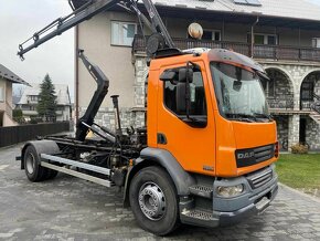 DAF LF 55.250 / HÁKOVÝ NAŤAHOVÁK + HYDRAULICKÁ RUKA /  KRAN - 2