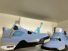 Jordan 4 UNC - 2