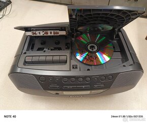 SONY rádiomagnetofón s CD MP3 a diaľkovým ovládačom - 2