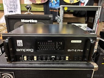 Ampeg SVT II Pro Premiere Edition 300-Watt Bass Head + Rack - 2