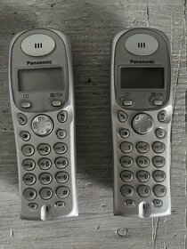 Bezdrotovy telefon Panasonic KX-TG1100CE (2 ks) - 2