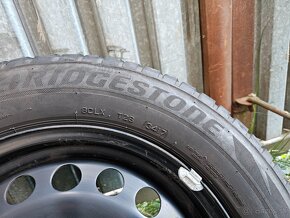 Plechové disky VW - 5x100 r15 + zimné pneu 185/65 r15 - 2