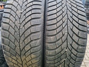 205/55R16 - 2