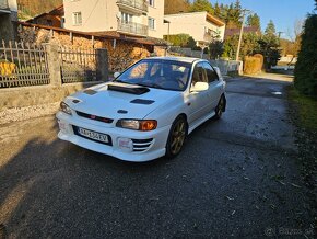 Subaru Impreza GC8 WRX - 2