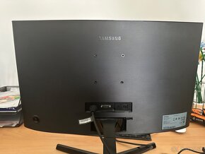 Monitor Samsung - 2