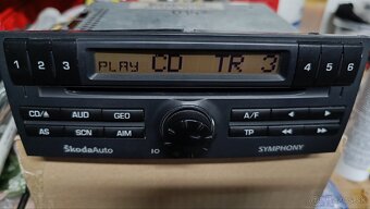 Skoda fabia 1 radio symphony - 2