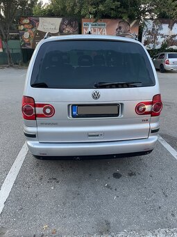 Volkswagen Sharan 1,9 TDi, 96kW, verzia Family - 2