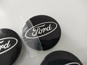 Stredove krytky diskov Ford cierne 54mm - 2