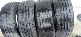 255/60 R18 nokian - 2