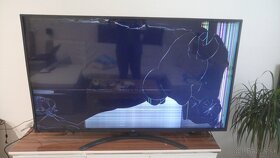 Predam led tv LG 65UM7400PLB na diely - 2