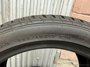 2ks Zimne pneumatiky SAVA 225/45 R17 - 2