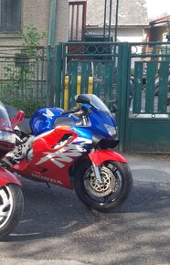 Honda CBR 600 F - 2