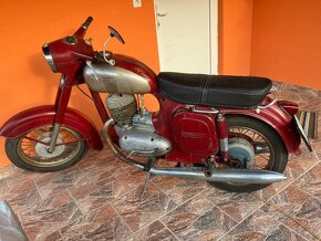 Jawa 250 panelka 559 - 2