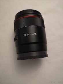 Samyang AF 24mm f/8FE Na Sony E Cena 199€ - 2