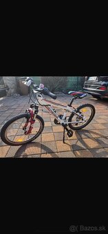 Bicykel zn Genesis - 2