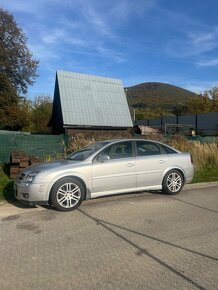 Opel Vectra C 2.2 DTI GTS - 2