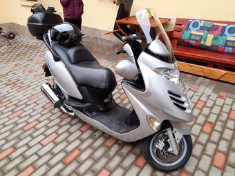 Kymco 125 Grand Dink Maxi - 2