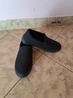 čierne slip on vel.  40 - 2