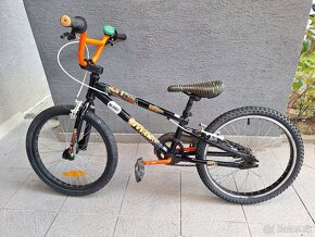 Predám bicykel Bmx 20kola GT čierno oranžový - 2