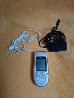 Nokia 3650 - 2