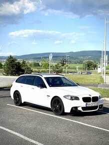 BMW Rad 5 530d xDrive LCI F11 - 2