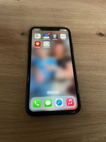 iPhone XR - 64GB - 2