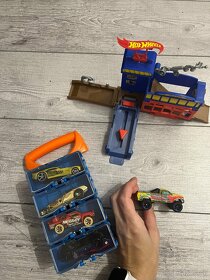 Hotwheels - 2